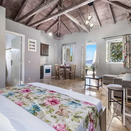 Palataki I Villa Leptíni